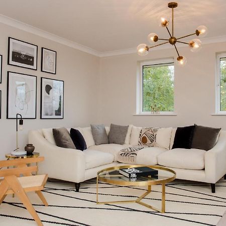 The Sparkford Gardens - Lovely 2Bdr With Balcony London Exterior photo