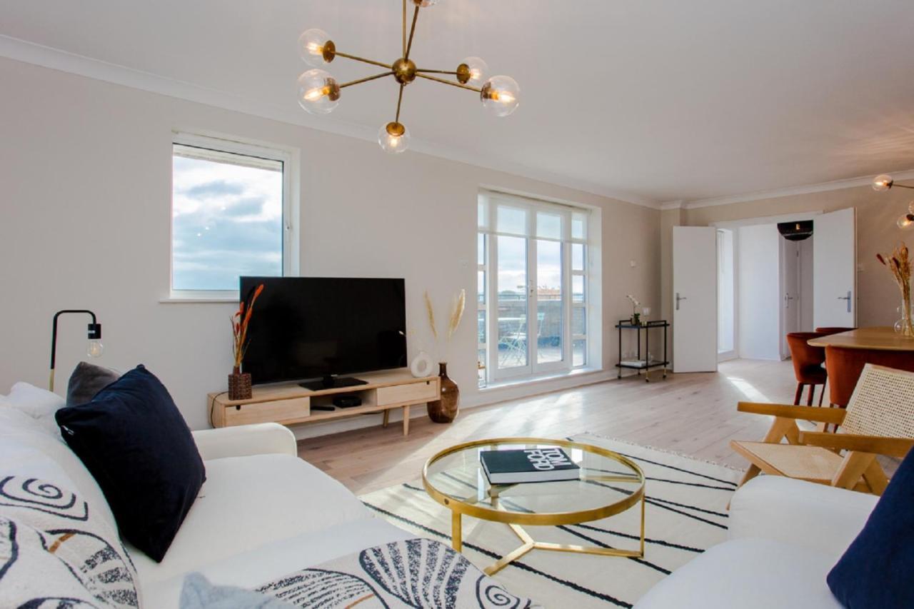 The Sparkford Gardens - Lovely 2Bdr With Balcony London Exterior photo