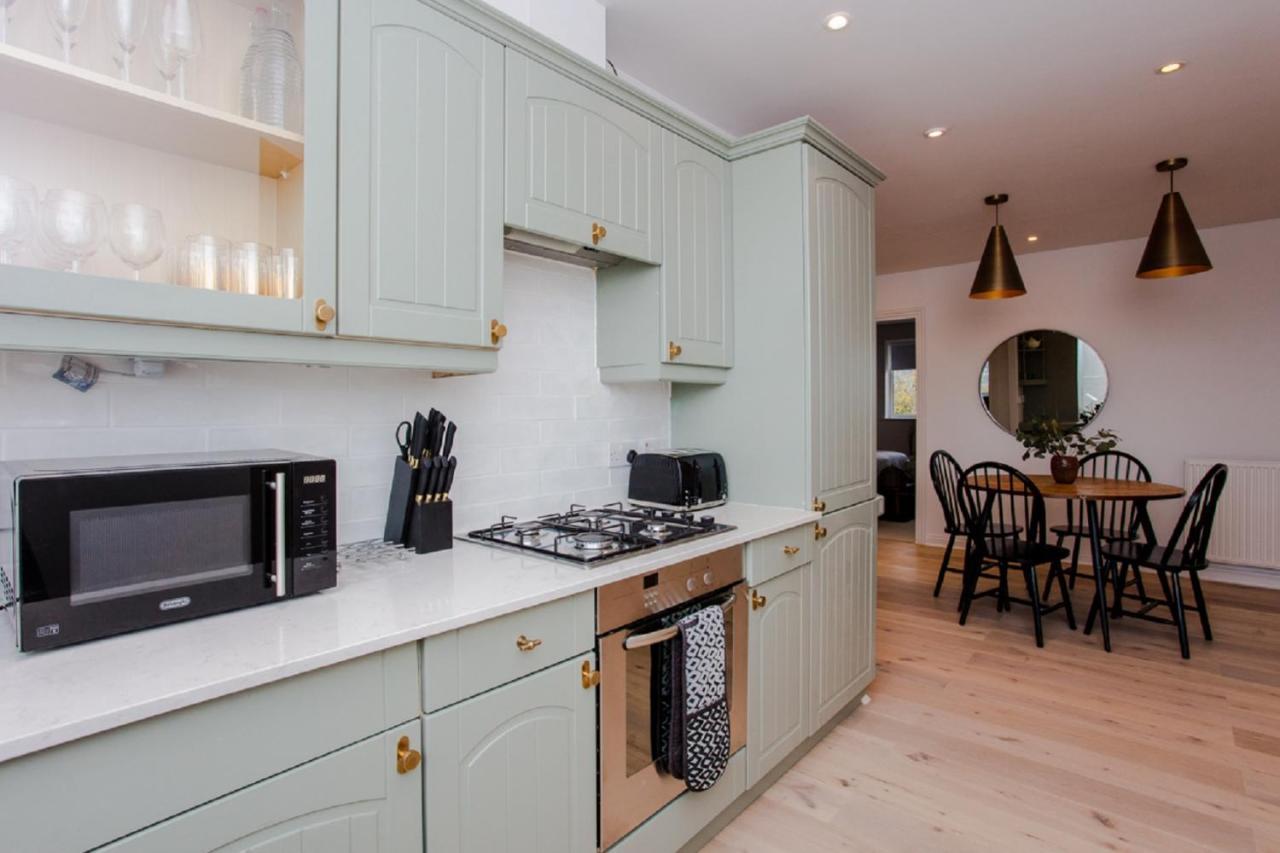 The Sparkford Gardens - Lovely 2Bdr With Balcony London Exterior photo