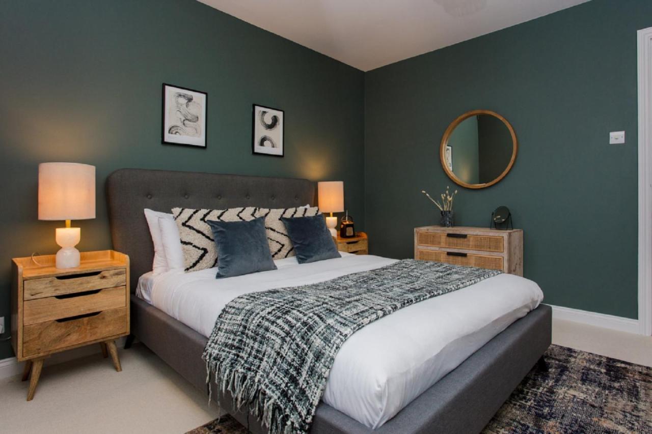 The Sparkford Gardens - Lovely 2Bdr With Balcony London Exterior photo